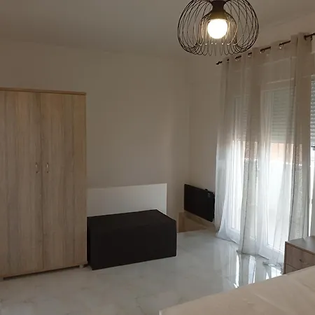 Gn Summer P * Leptokaria